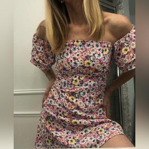 Floral Off-Shoulder Dress from H&M - Picture 6 of 6